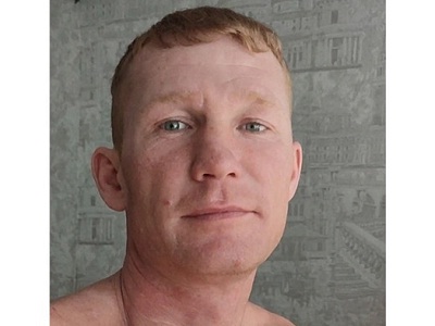 До работы не дошёл, телефон выключен: в Балаково с начала недели разыскивают невысокого рыжеволосого мужчину