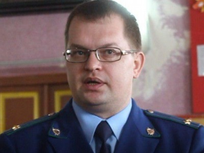 Один водитель автобуса поругался с другим и ударил его деревянной битой: приговор