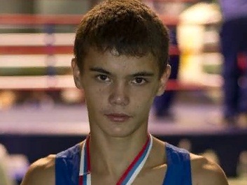 Боксер из Маркса взял 