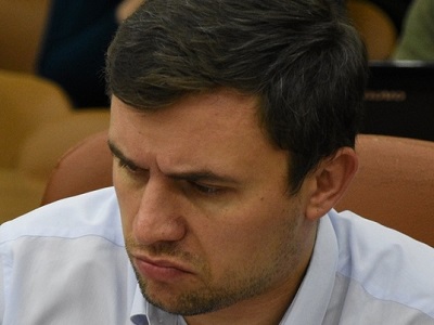 «Пока нам неизвестно, что именно мы будем обжаловать»: бывший депутат Бондаренко не смог оспорить в суде решение о лишении его мандата