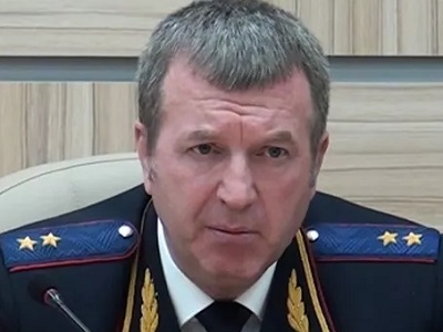 Судимый саратовец приехал в Воронеж на заработки и в лесу набросился с ножом на прохожего ради телефона