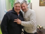 Братья из Саратова искали друг друга 20 лет и наконец встретились