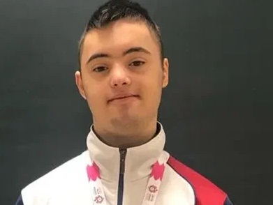 Саратовский пловец выиграл медаль Специальной олимпиады