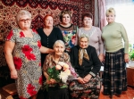 В Мазино-Лапшиновке поздравили юбиляра с 90-летием