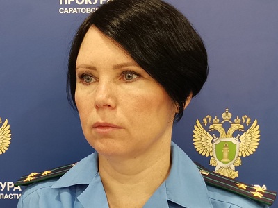 По-соседски приготовила поесть и осталась. Саратовец ответит за удар в глаз