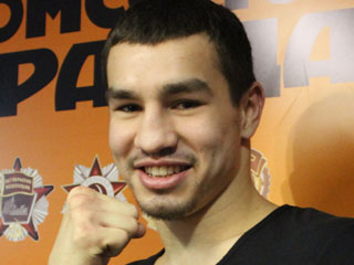 Бывший боксер Чеботарев идет в губернаторы