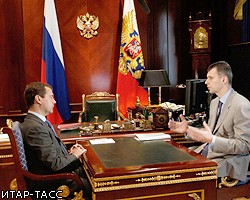Медведев назвал идеи Прохорова революционными