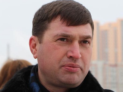 Саратовская школа «Кристалл» получила автобус, но продолжает тратить миллионы рублей на перевозку воспитанников