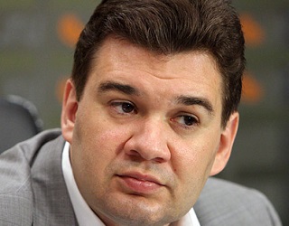 Производители назвали бездоказательными данные о молоке из гипса и мыла 