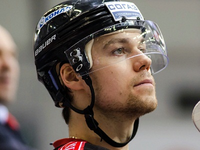 «Кристалл» пополнился поигравшим за рубежом хоккеистом