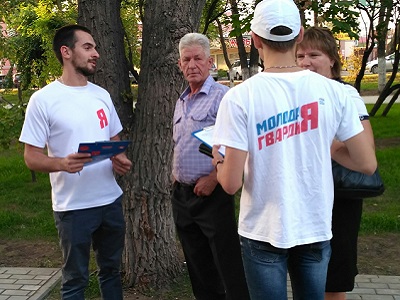 Жители Энгельса положительно оценили благоустройство детского парка