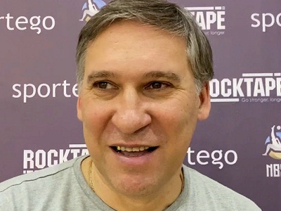 Спортивные выходные. Большой и пляжный футбол