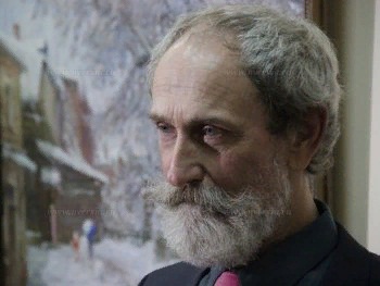 Флоксы и куклы. Радищевский музей представляет юбилейную выставку саратовского художника