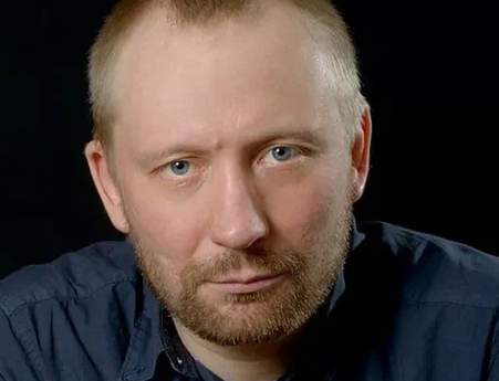 Актер из Саратова рассказал, что особенного в его родном городе, как он караулил Олега Табакова на парковке и как встретился с ним перед его смертью