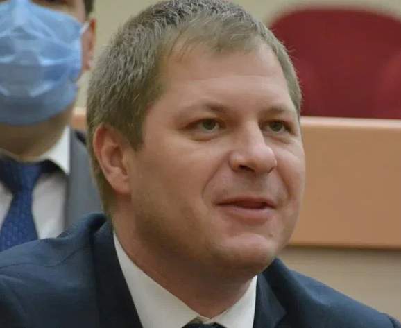 Мэрия решила подробнее изучить оползень, разрушающий дома и дорогу. Исследования продлятся до середины ноября