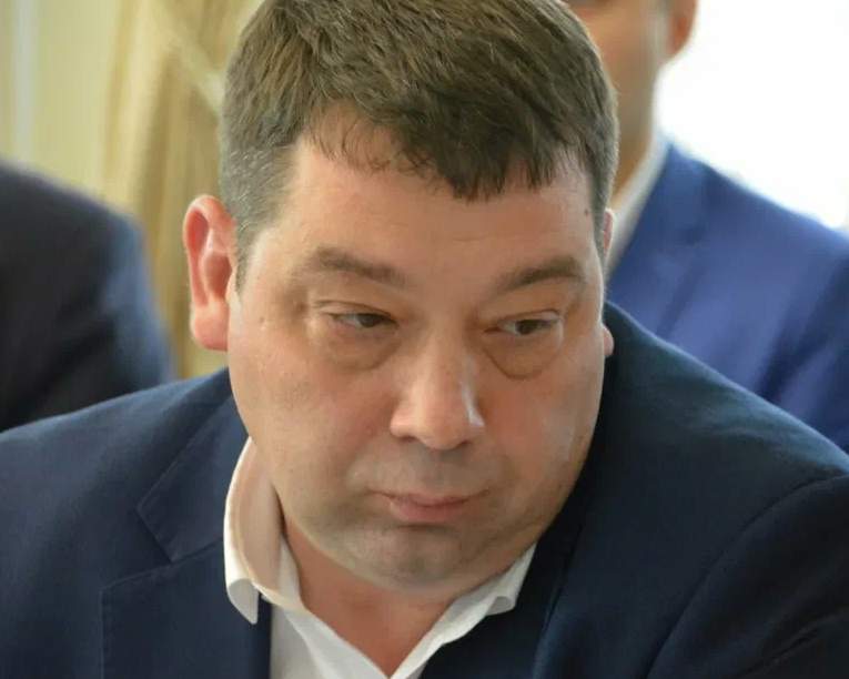 В городе насчитали 175 контейнерных площадок вдоль дорог