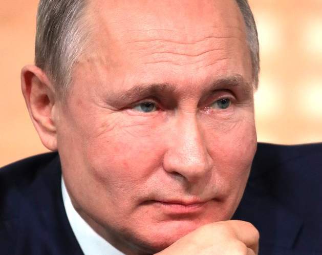 Владимир Путин решил наградить чиновника областного правительства и еще нескольких жителей региона