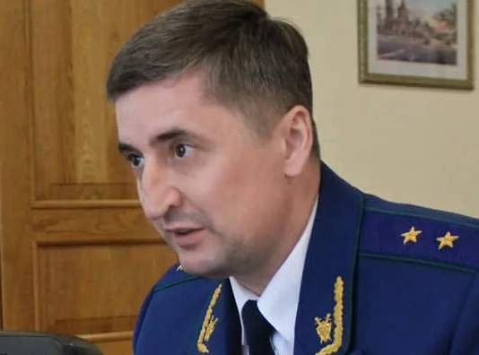 Жителя Самойловки лишили свободы за обещание зарезать женщину