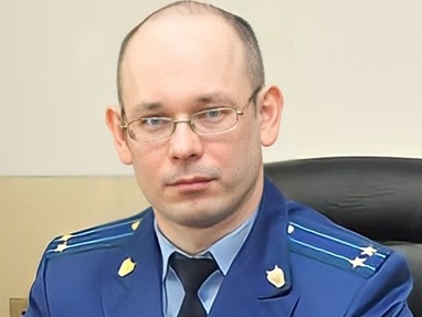 Пенсионерка набрала кредитов и перевела на 