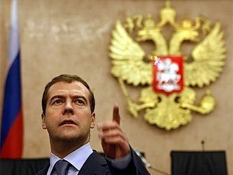 Д.Медведев приказал провести тотальную проверку на транспорте