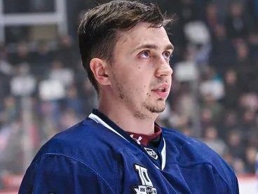 «Кристалл» одержал волевую победу над чемпионом «регулярки»