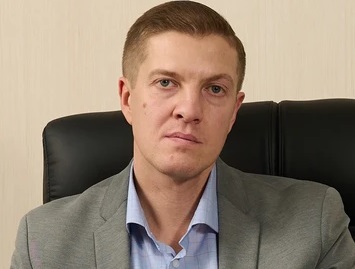 На саратовских улицах продолжают расти горы мусора