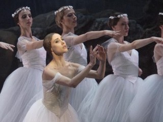 В театре оперы и балета стартует цикл мероприятий, посвященных 10-летию молодежного клуба любителей оперы и балета