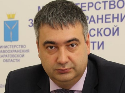 В Татищевском районе иномарка протаранила опору ЛЭП: водитель умер в больнице