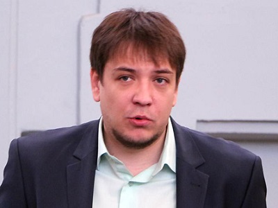 Дорогу по улице Братьев Никитиных чистят от снега, но не ремонтируют