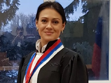 Жительница Заводского района полгода не может добиться компенсаций от УК