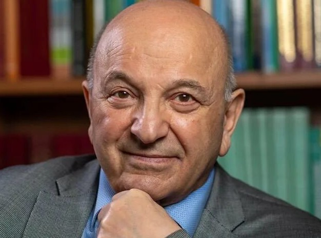 Диетолог Минздрава о рисках отравления в новогоднюю ночь: 