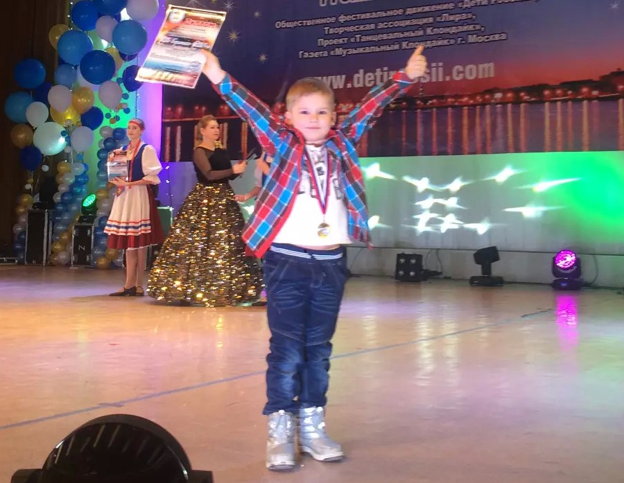 Иван Коновалов покорил своим голосом Петербург