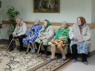 В Балашовском доме-интернате прошло тематическое мероприятие посвященное Дню пожилого человека