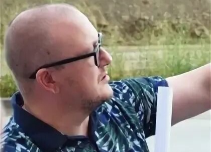 Реновация квартала рядом со Славянской площадью. Аварийный дом с башенкой планируется демонтировать и воссоздать