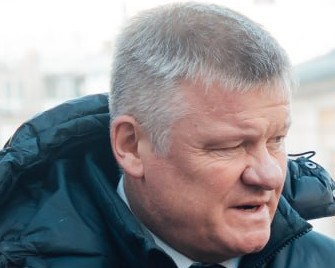 Чиновники ждут суда за гибель девочки от падения скульптуры в горпарке Саратова