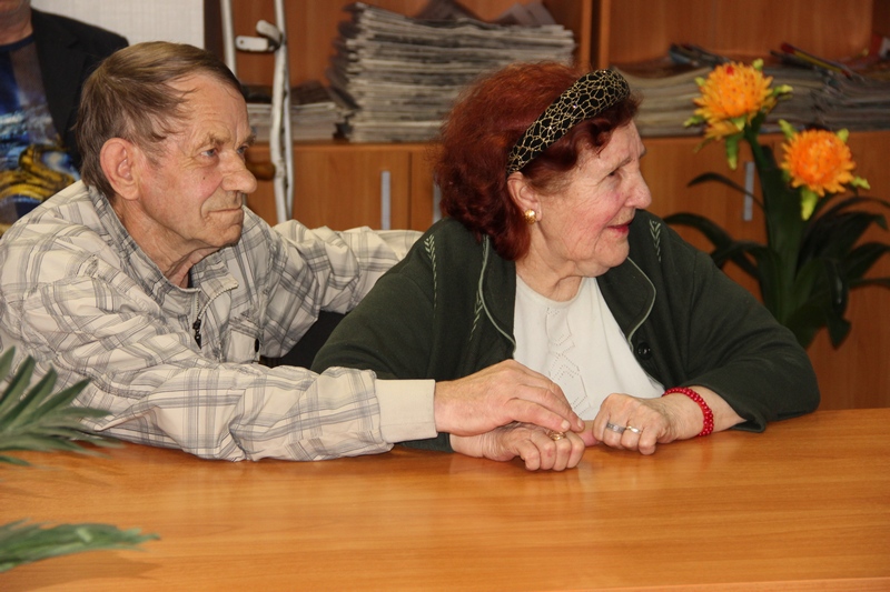 В Балашовском доме-интернате прошло тематическое мероприятие, посвященное Дню семьи, любви и верности