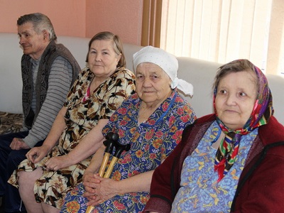 В Балашовском доме-интернате прошло тематическое мероприятие, посвященное Дню единения народов России и Белоруссии