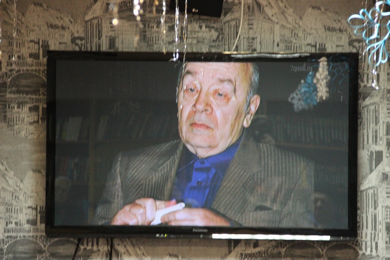 В Балашовском доме-интернате прошло тематическое мероприятие, посвященное памяти актера театра и кино Леонида Броневого