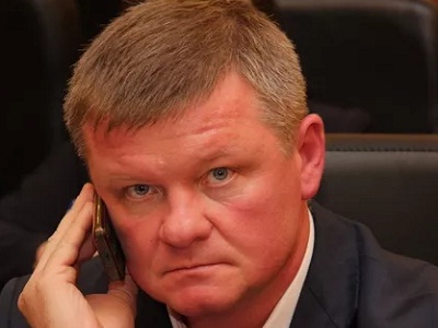 Мэру города: 