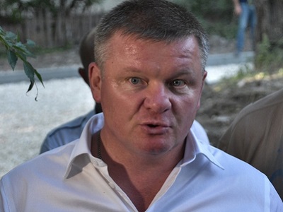 Саратовцы массово жалуются на заросли конопли и залежи мусора по всему городу