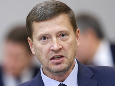 Депутат о запрете оскорблений власти: «Если мы дурака не будем называть дураком, то он от этого дураком быть не перестанет»