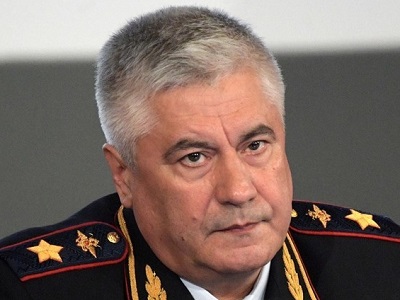 Сколько сотрудников не хватает в полиции и почему, 16 миллиардов похищенных из бюджета рублей, тысячи наказанных за дискредитацию ВС россиян: выступление главы МВД