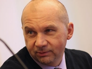 Депутат-единоросс предложил выселить областную думу из здания на Радищева