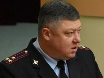 Гость из Энгельса вынес из саратовского магазина две шубы. Видео