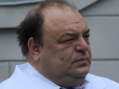 У железнодорожного вокзала поезд насмерть сбил человека