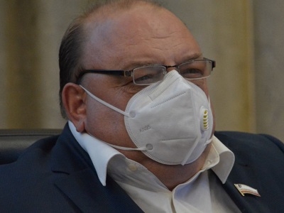 Министр снова призвал всех вакцинироваться от коронавируса