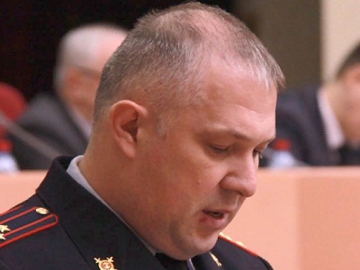 Мужчины поругались в очереди на кассу магазина. В итоге один ударил другого арматурой