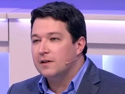 Иммунолог рассказал о рисках заражения COVID-19 на курортах