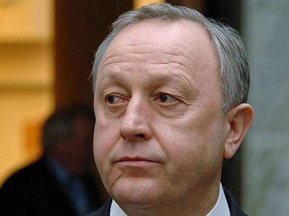 Губернатор предложил ужесточить требования для получателей детских пособий