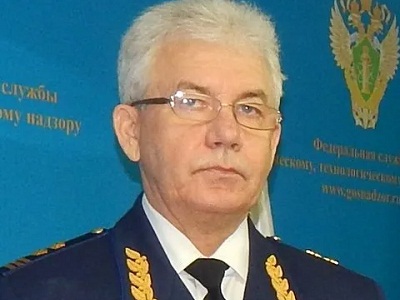 В Балакове выяснили причины падения рабочих с крана-манипулятора